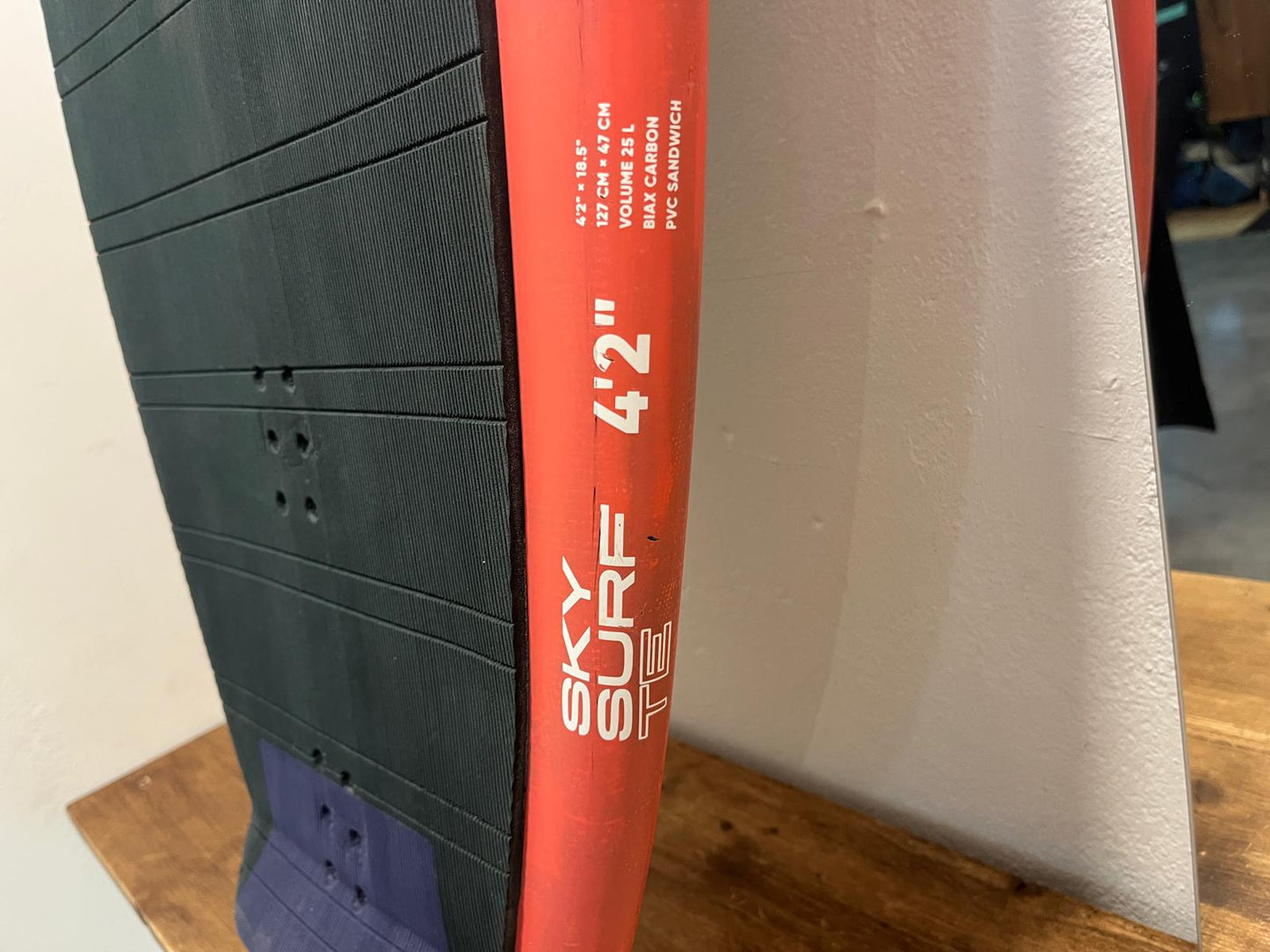 Planche de surf foil Fanatic Sky Surf team series 4'2'' 2023 occasion