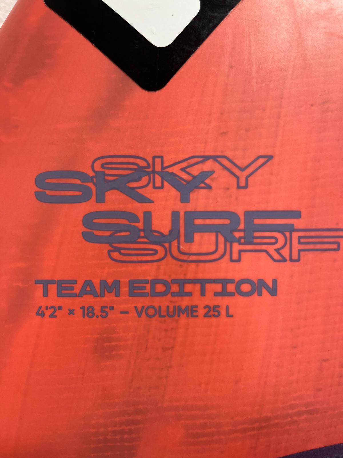 Planche de surf foil Fanatic Sky Surf team series 4'2'' 2023 occasion