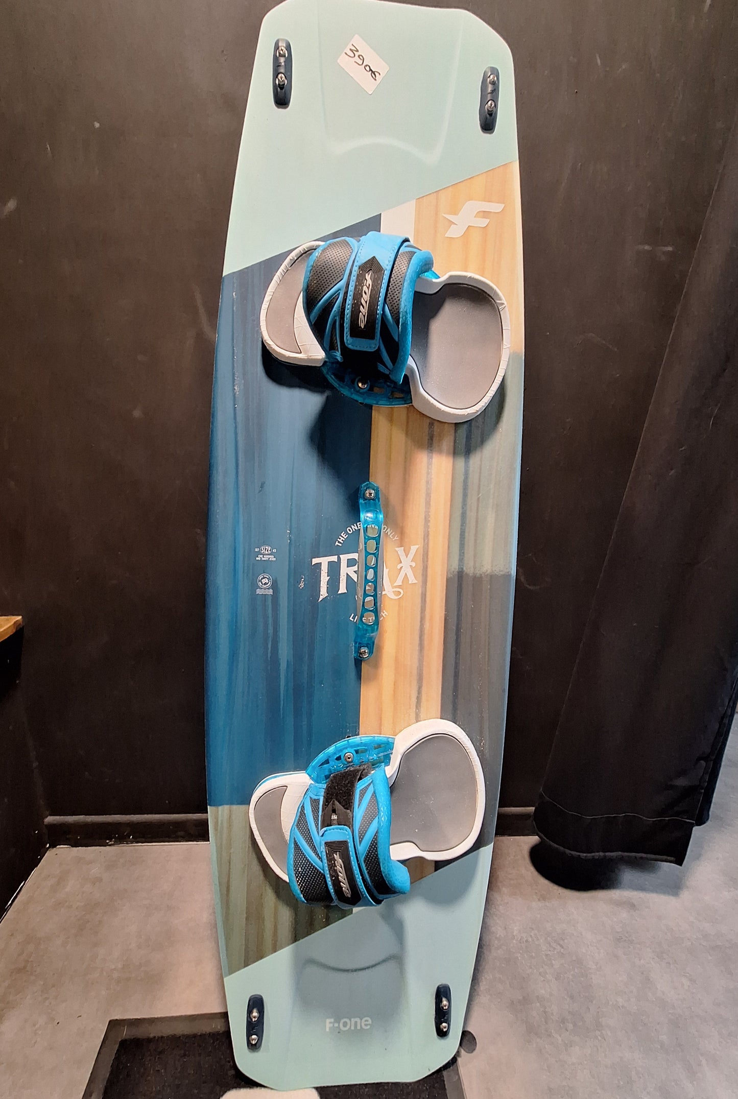 TWIN-TIP  F-ONE TRAX   OCCASION 137/42