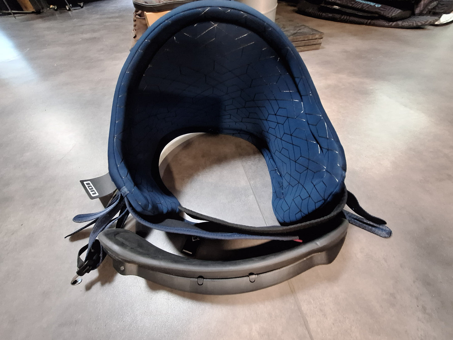 HARNAIS WAVE ION Composite Series  (rope) spreader.