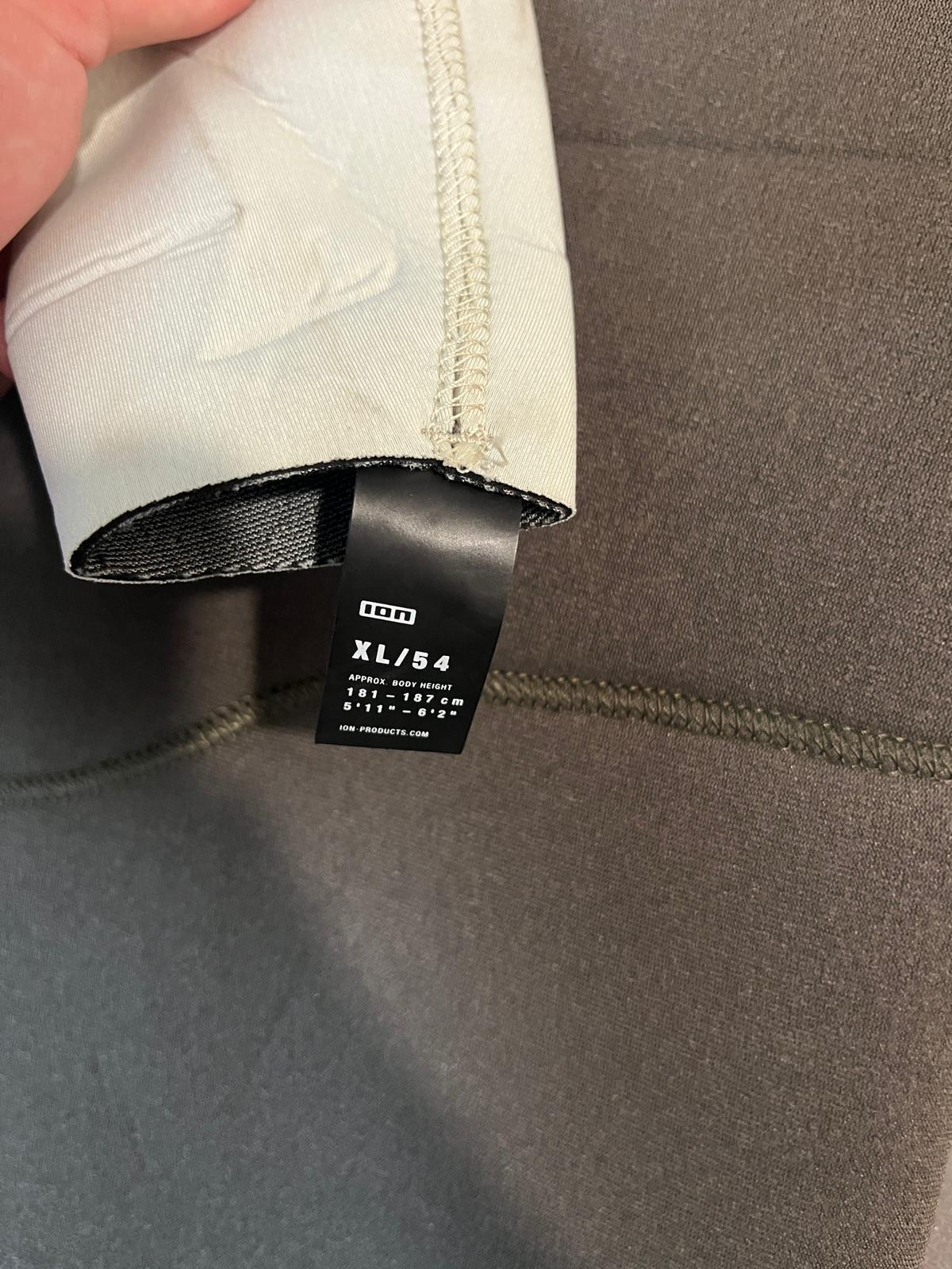 Combinaison ION element 3/2 front zip neuve