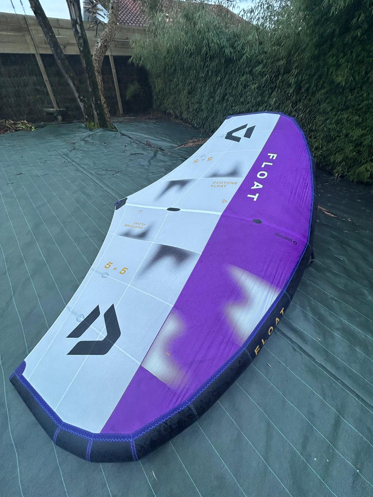 FLOAT 5.5 m 2025 + Boom occasion (-35%)